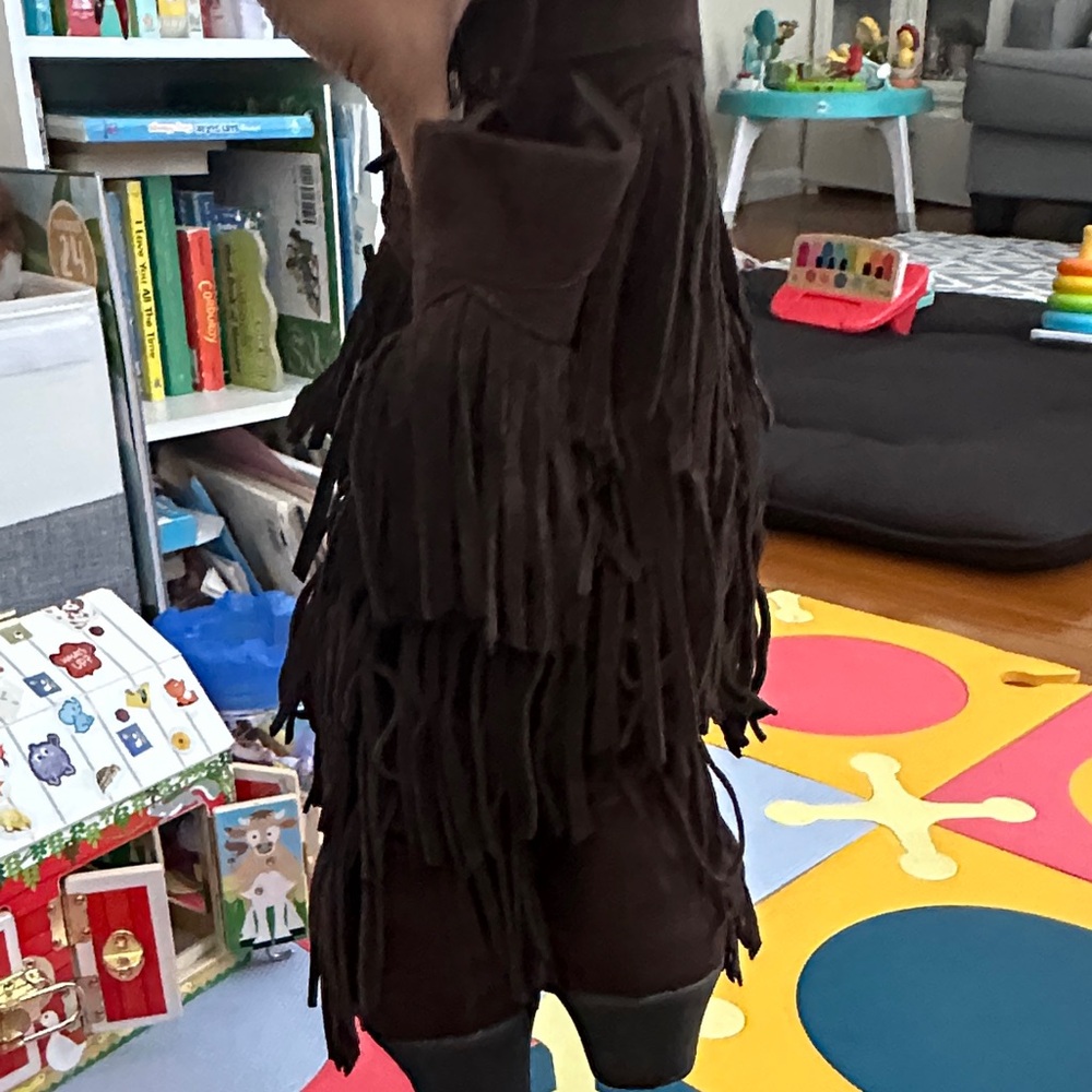 Reaction Kenneth Cole Dark Brown Fringe Heeled Boots - Picture 5 of 10